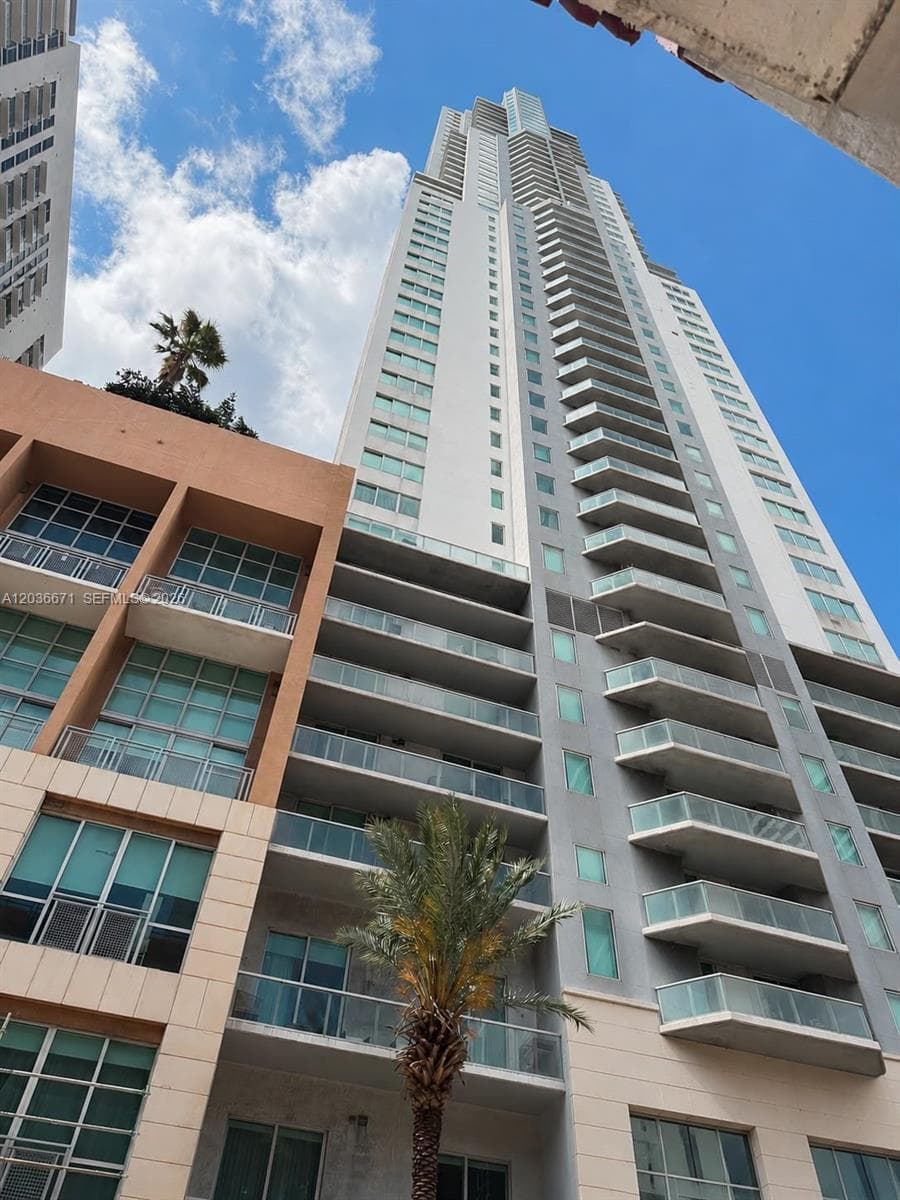 Condominium at 253 NE 2nd St # 3004, Miami FL 33132