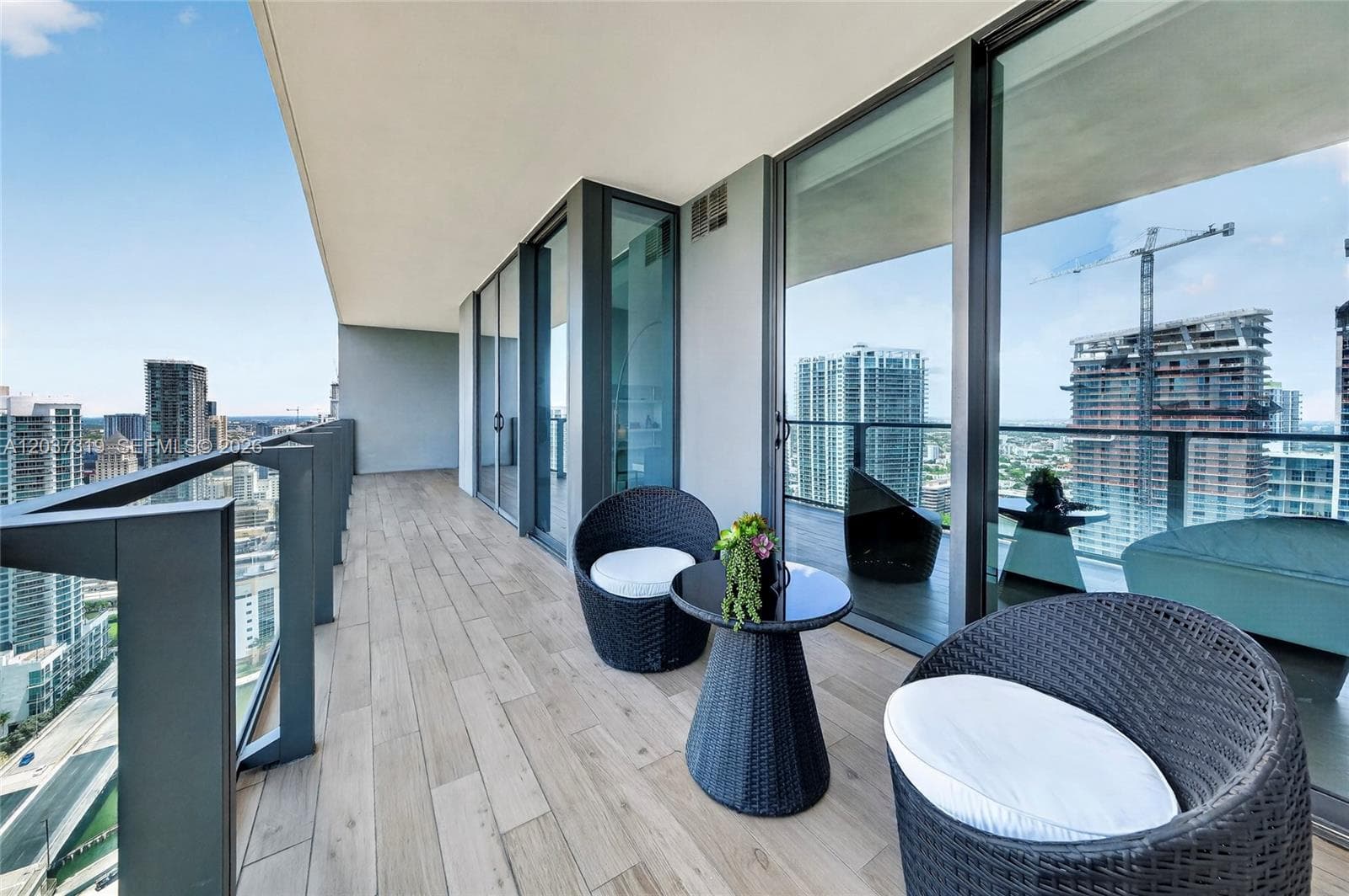 Condominium at 68 SE 6th St # 3506, Miami FL 33131