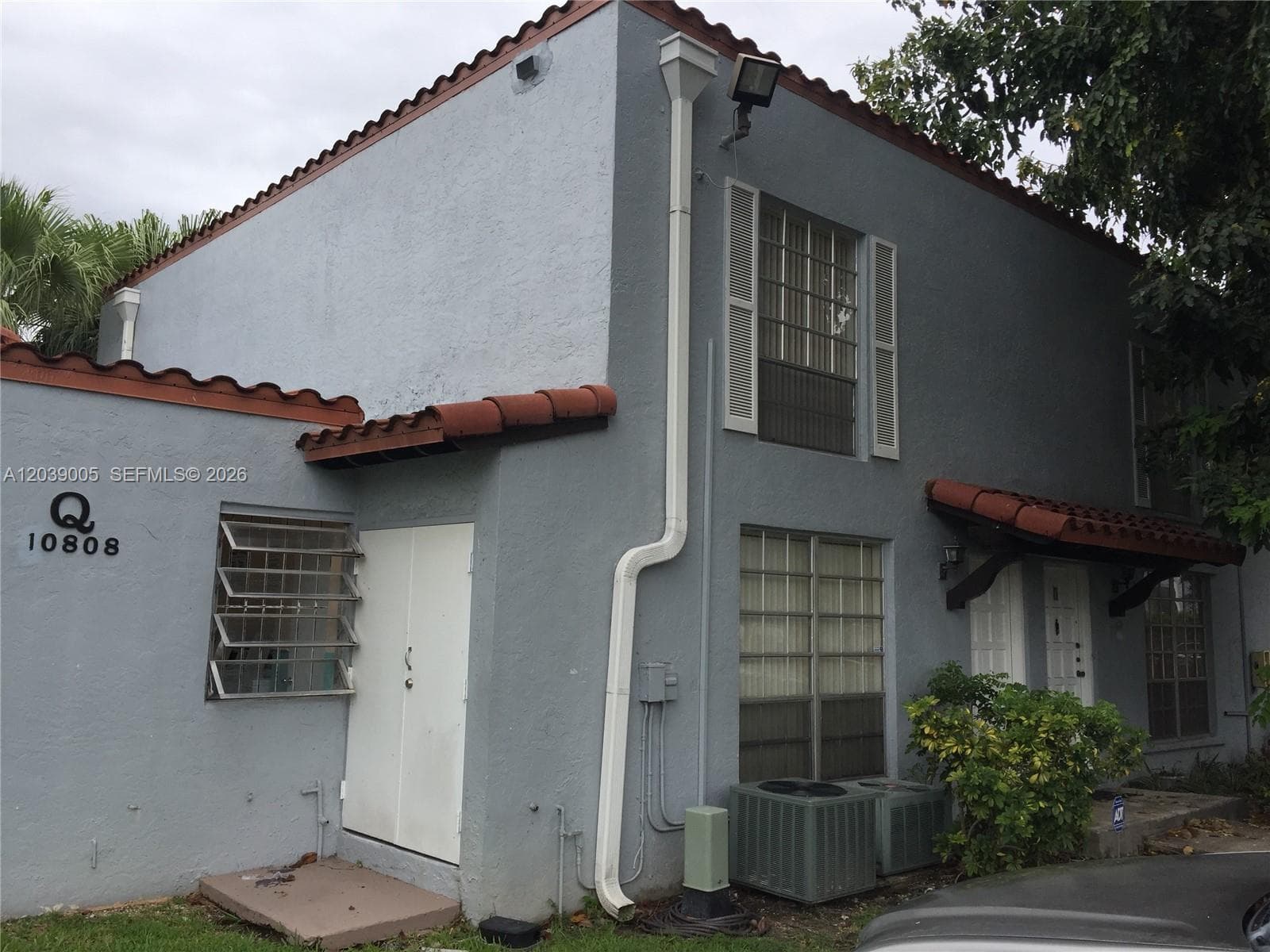 Townhouse at 10808 N Kendall Dr # 4, Miami FL 33176