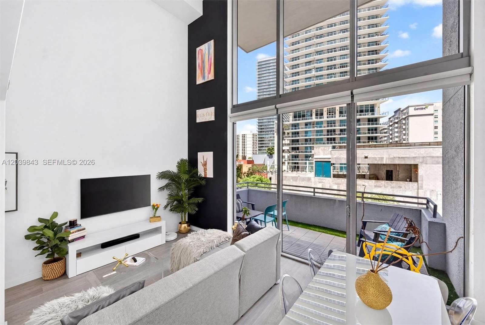 Condominium at 1050 Brickell Ave # 420, Miami FL 33131