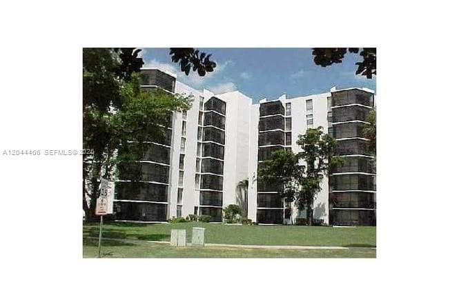 Condominium at Aventura, FL, 33180
