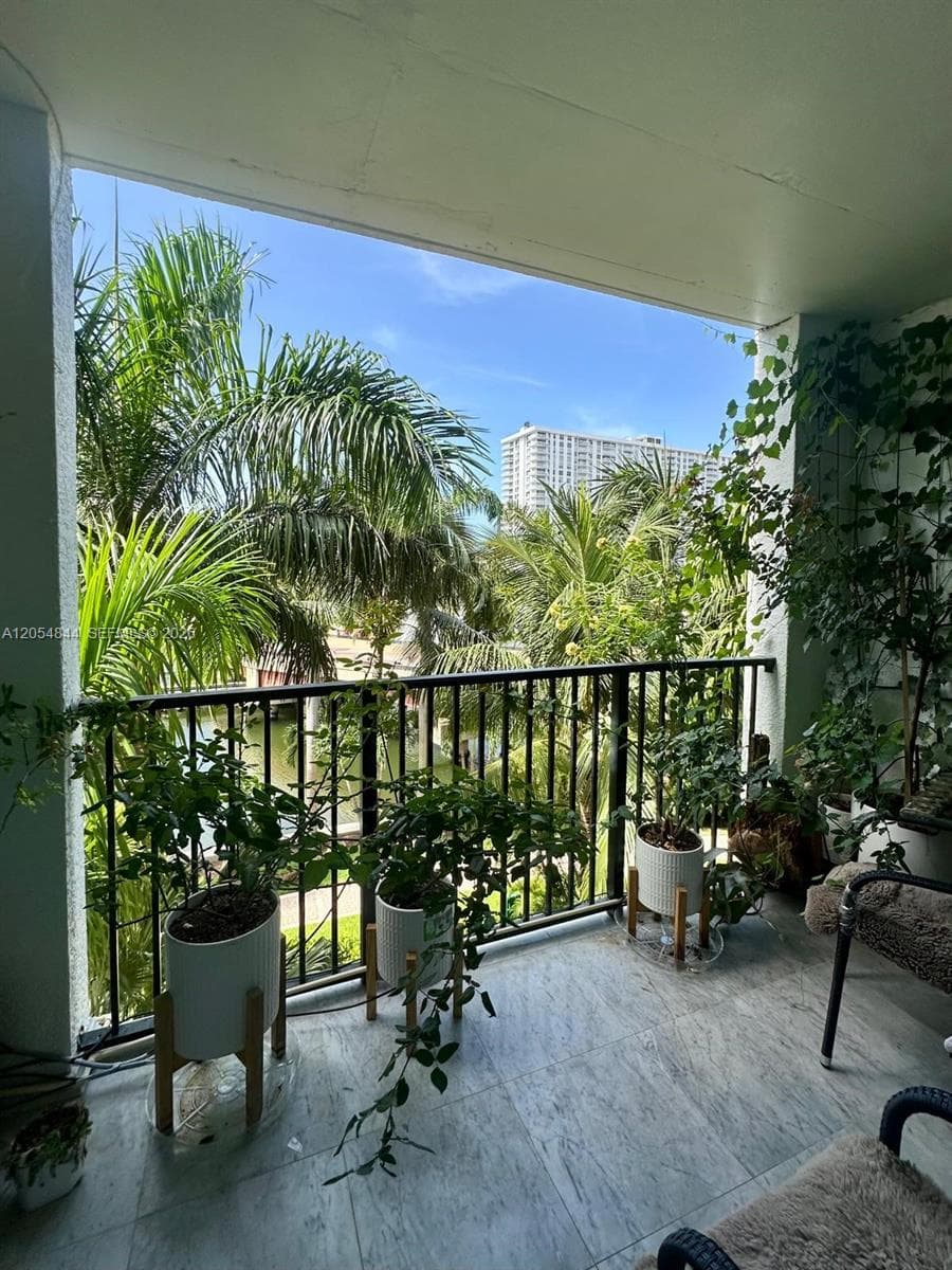 Condominium at 17150 N Bay Rd # 2412, Sunny Isles Beach FL 33160