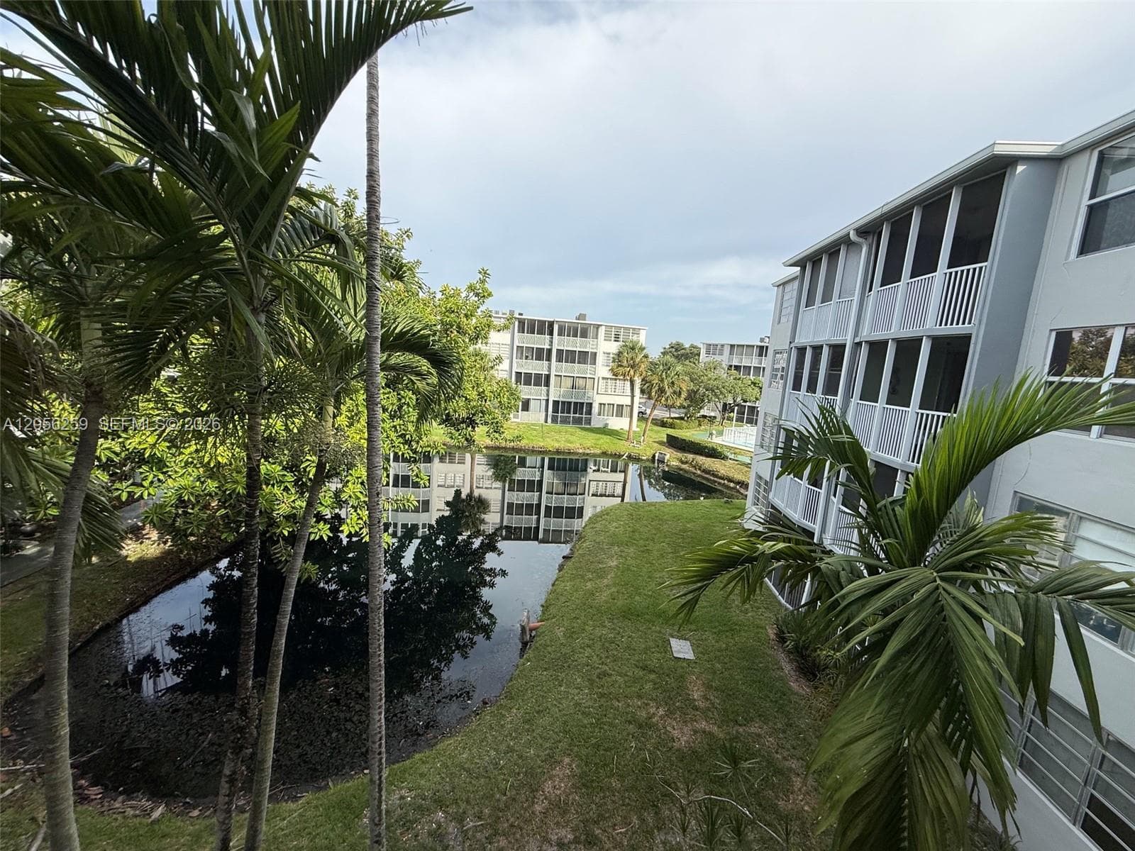 Condominium at 1670 NE 191st St # 3, Miami FL 33179