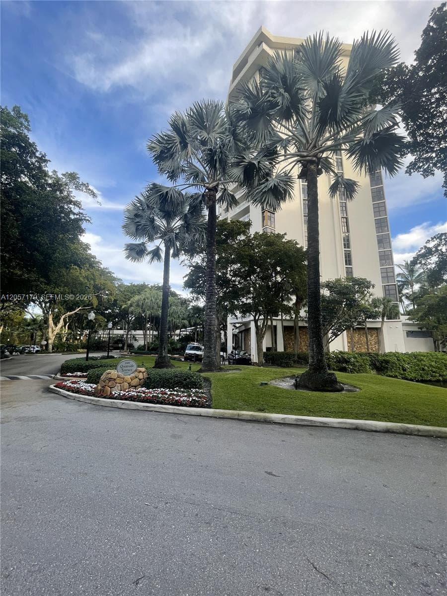 Condominium at 1000 Quayside Ter # 1807, Miami FL 33138