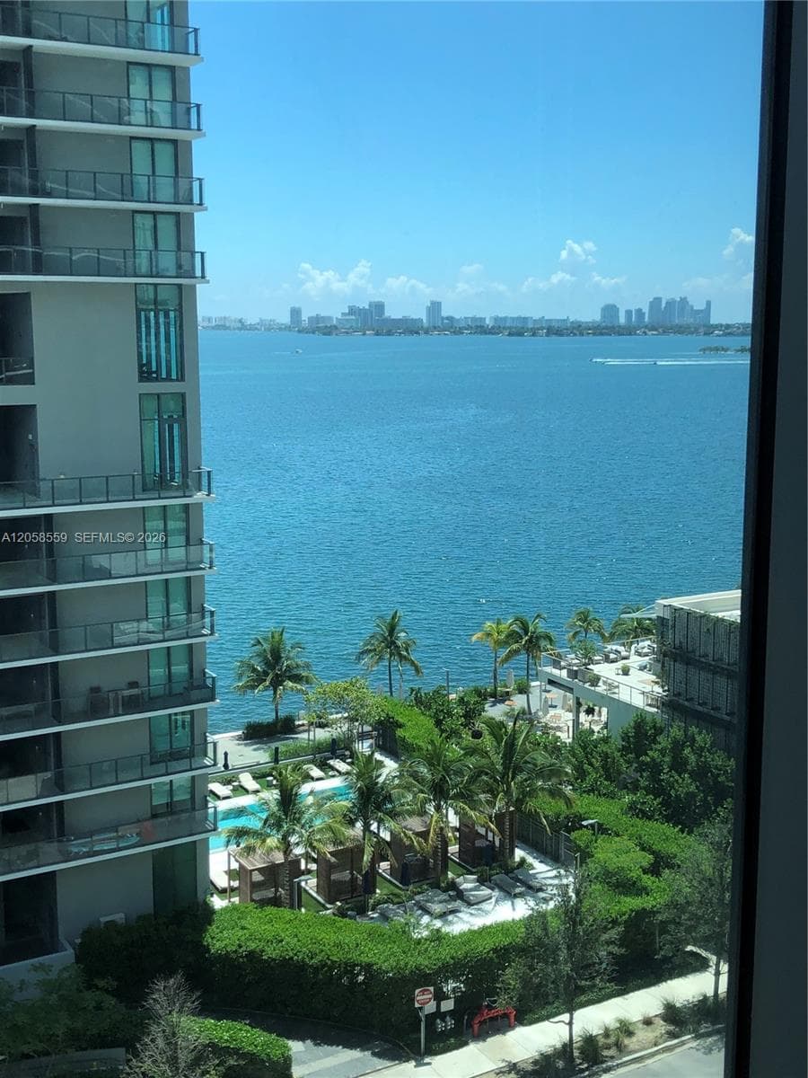 Condominium at 650 NE 32nd St # 908, Miami FL 33137