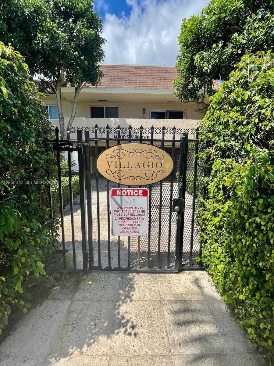 Condominium at 14500 SW 88th Ave # 119, Palmetto Bay FL 33176