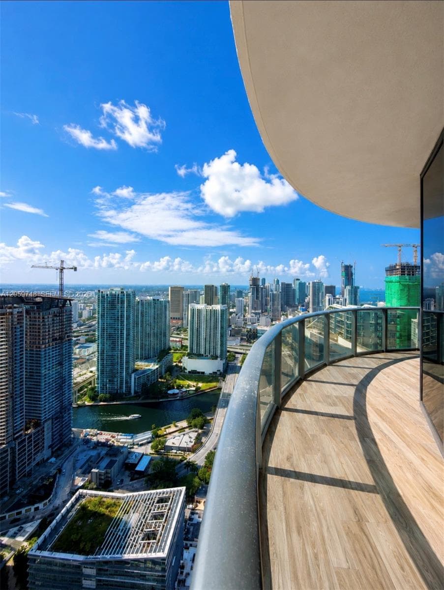 Condominium at 801 S Miami Ave # 5509, Miami FL 33130
