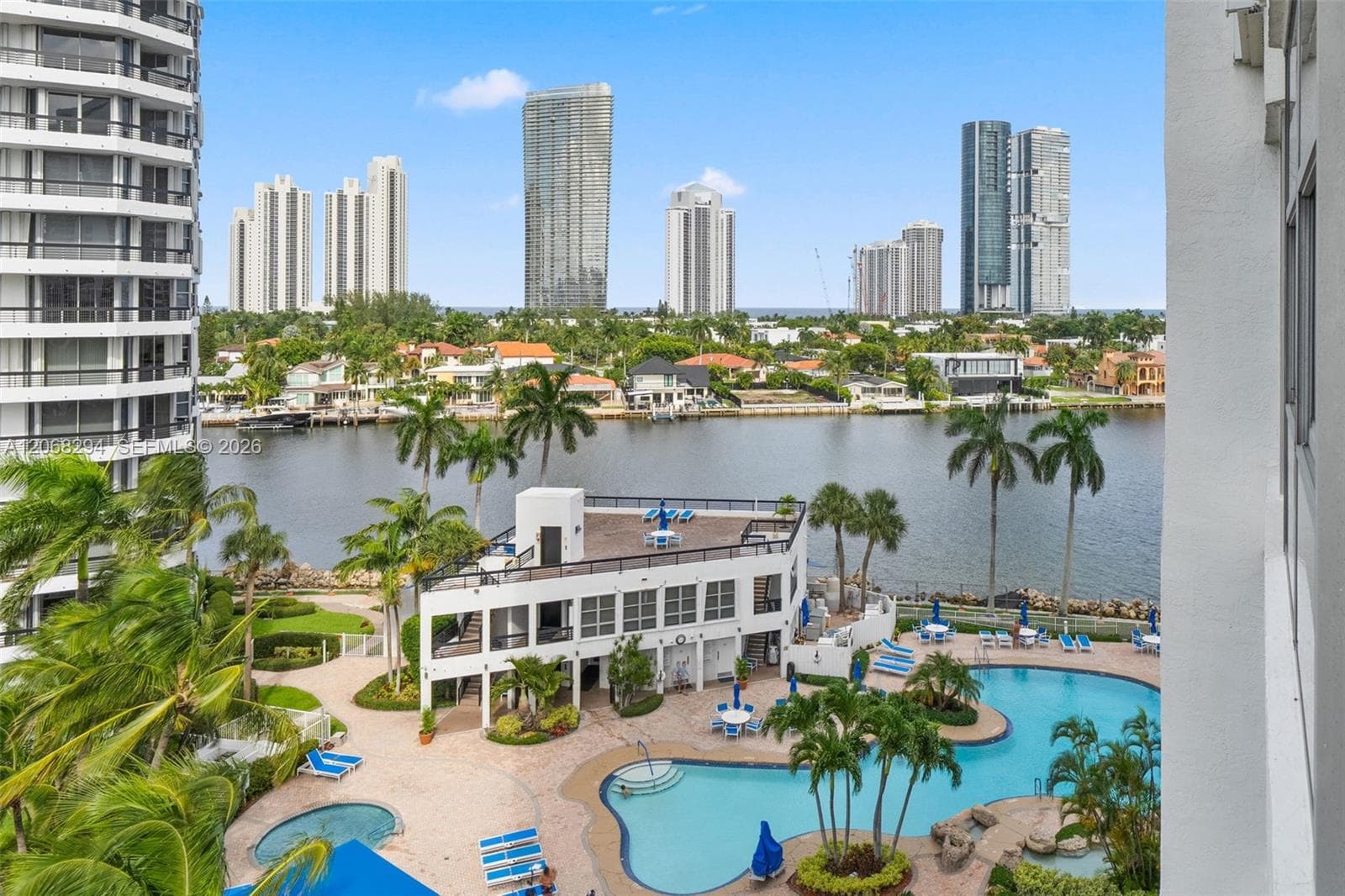 Condominium at 19101 NE 36th Ct # 807, Aventura FL 33180