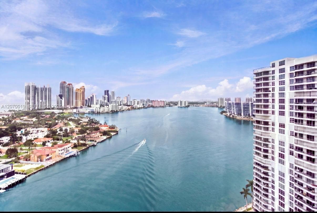 Condominium at 19195 NE 36th Ct # 2601, Aventura FL 33180