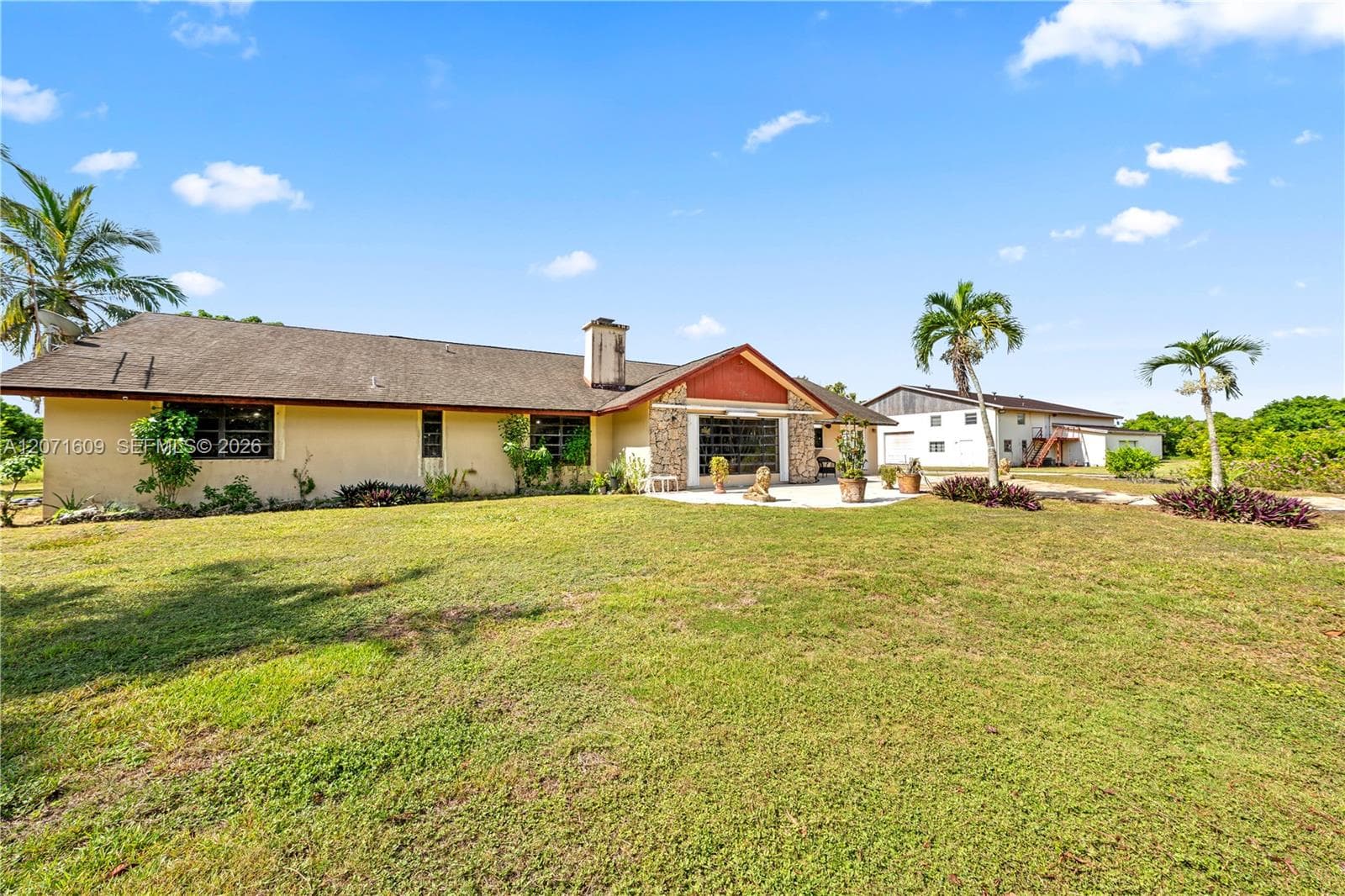 Single Family Residence at 22100 194th Avenue, Miami FL 33170
