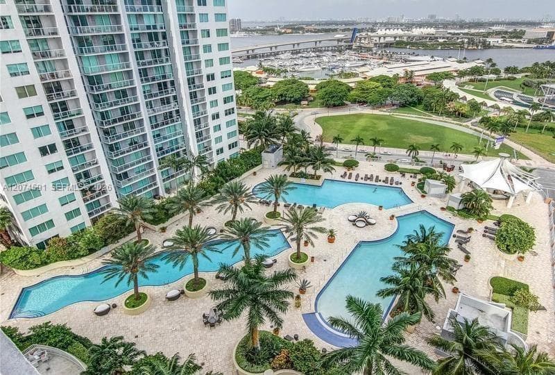 Condominium at Miami, FL, 33132