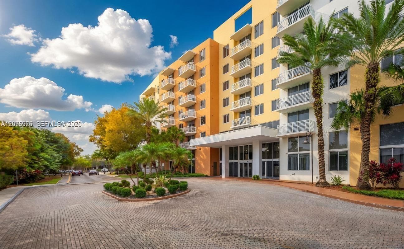 Condominium at 2775 NE 187th St # 609, Aventura FL 33180