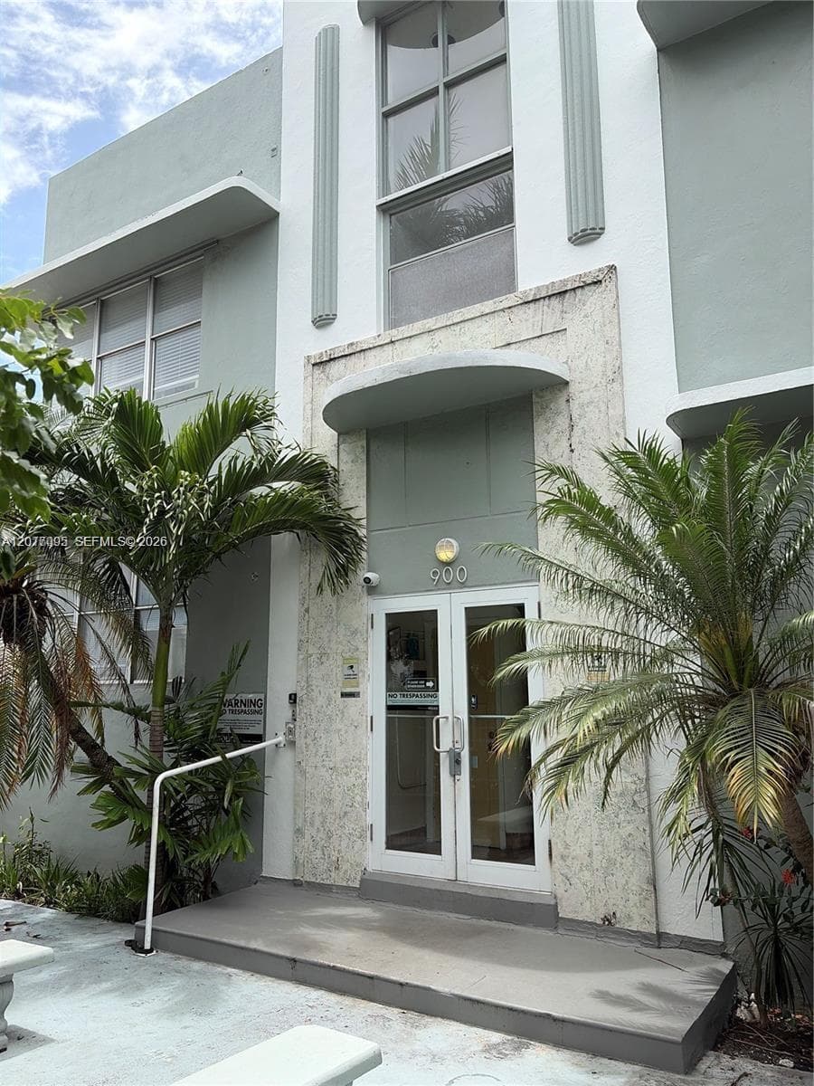Condominium at 900 Jefferson Ave # 2, Miami Beach FL 33139