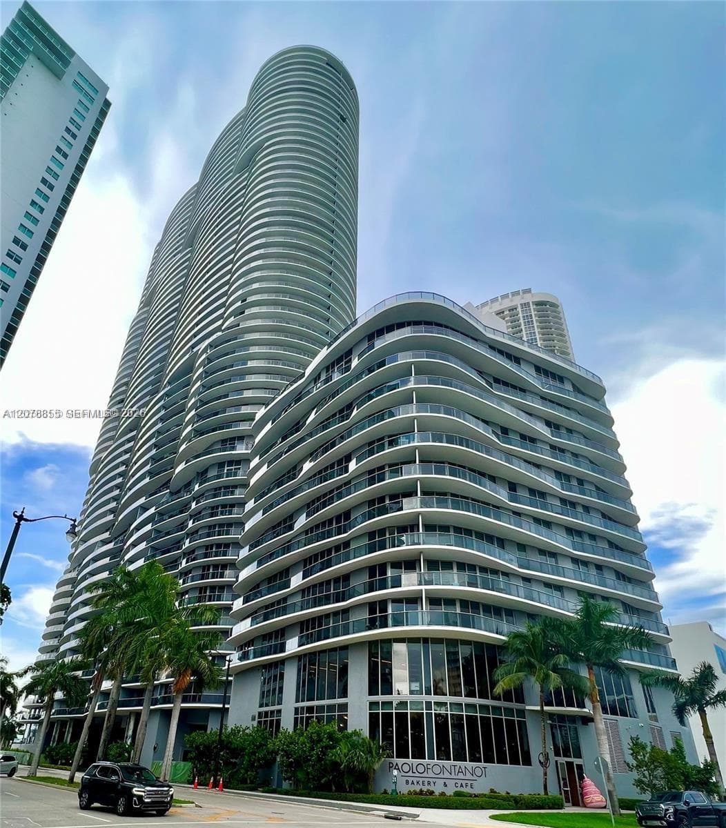 Condominium at 488 NE 18th St # 3100, Miami FL 33132