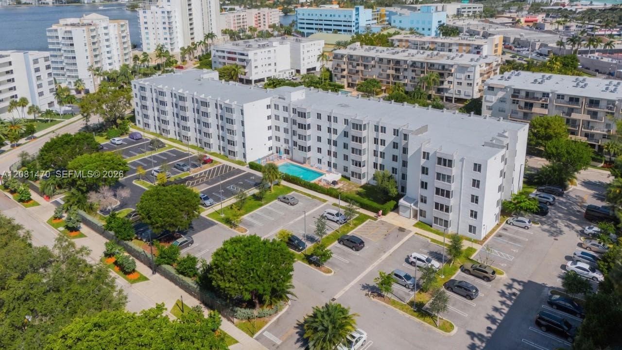 Condominium at 250 180th Dr # 158, Sunny Isles Beach FL 33160