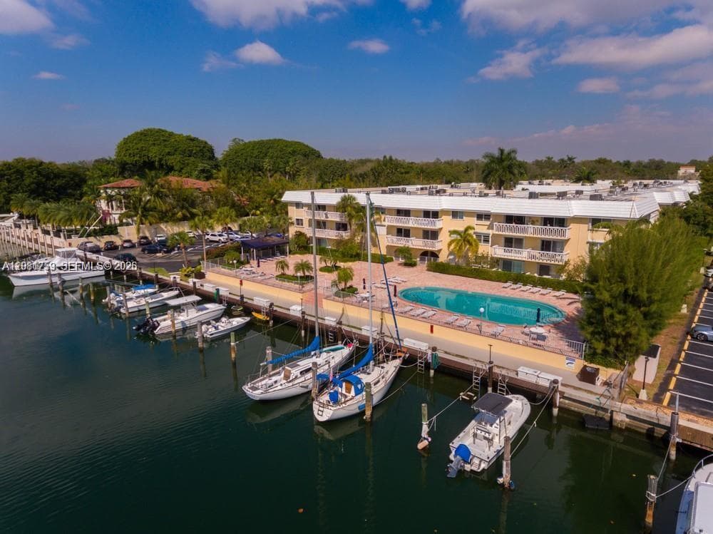 Condominium at 100 Edgewater Dr # 305, Coral Gables FL 33133