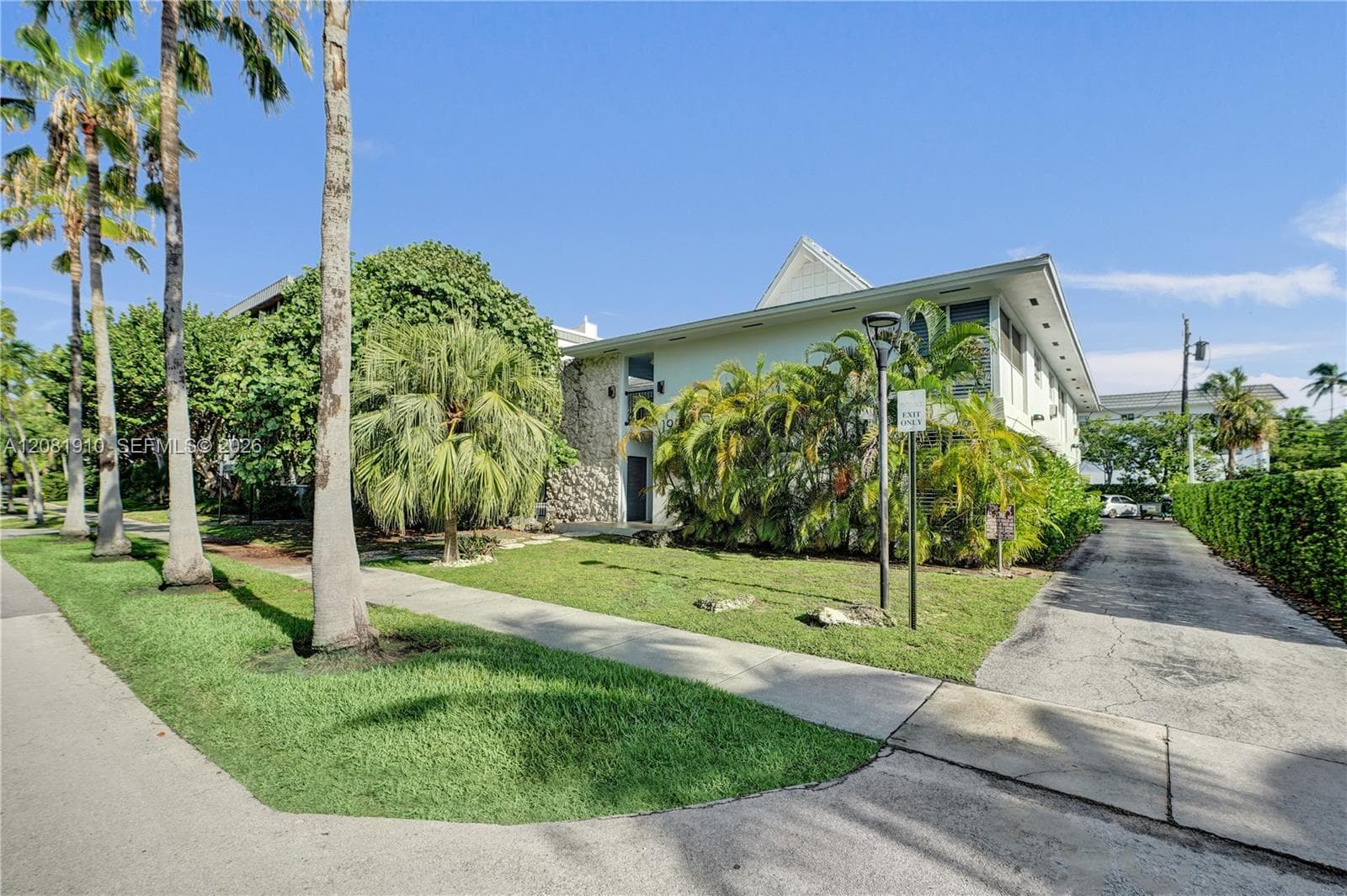 Condominium at 195 Sunrise Dr # 7, Key Biscayne FL 33149