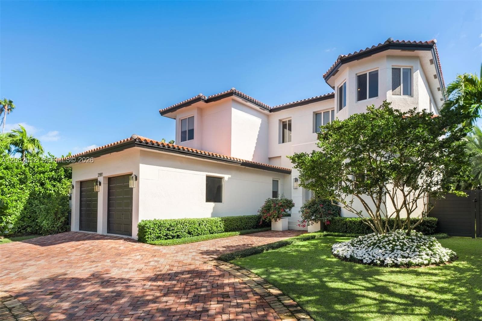 Single Family Residence at 2181 N Bay Rd, Miami Beach FL 33140