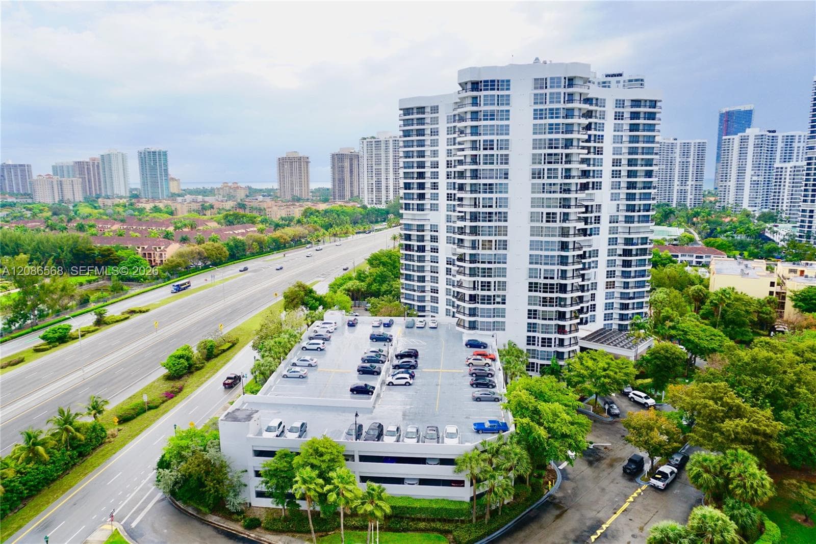 Condominium at 3400 NE 192nd St # 606, Aventura FL 33180