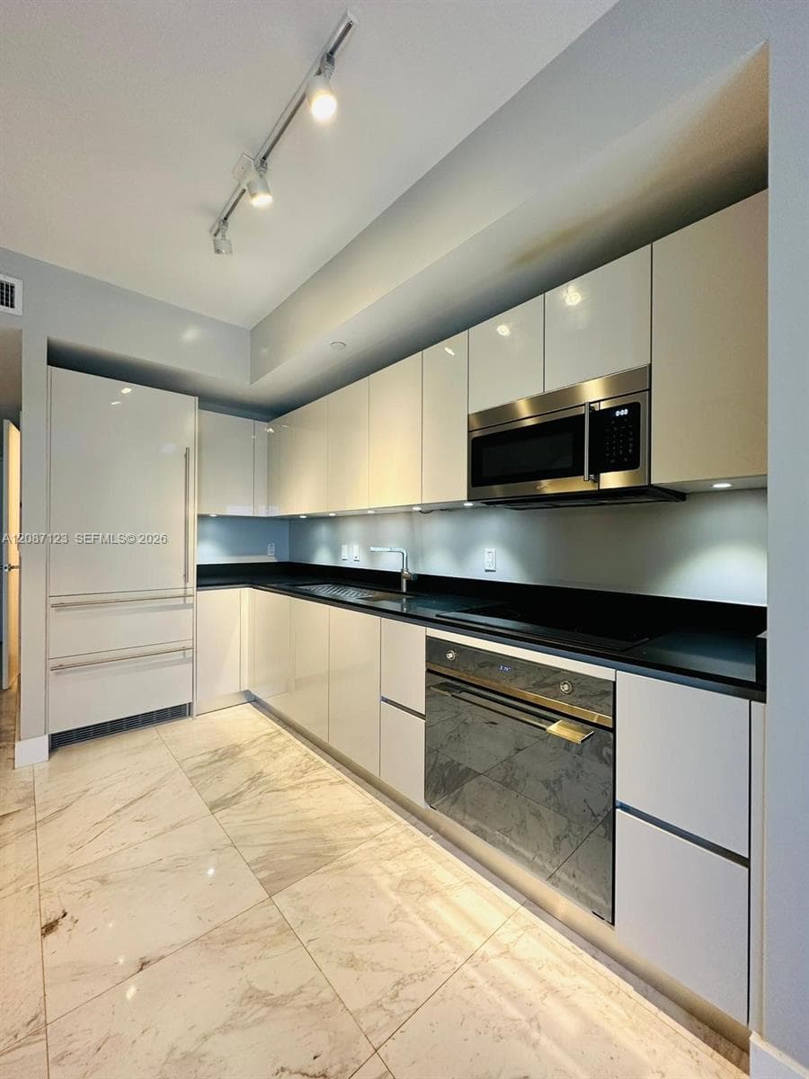Condominium at 1010 Brickell Ave # 4208, Miami FL 33131